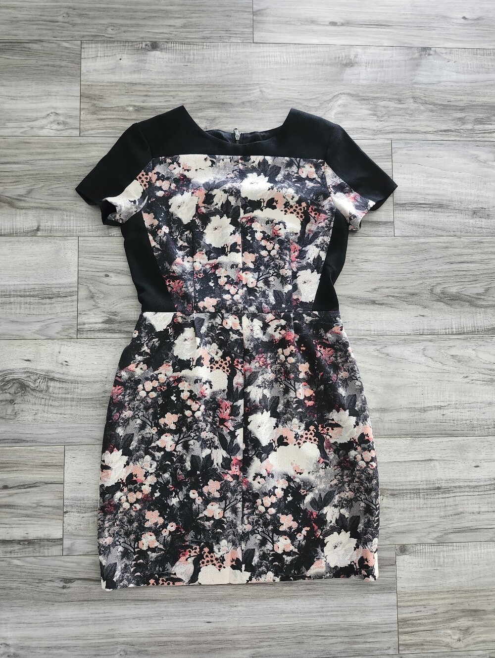 Club Monaco Willa Dress size 6